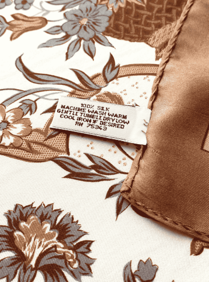 Carré Corbeille — Accessoires en soie femme vintage
