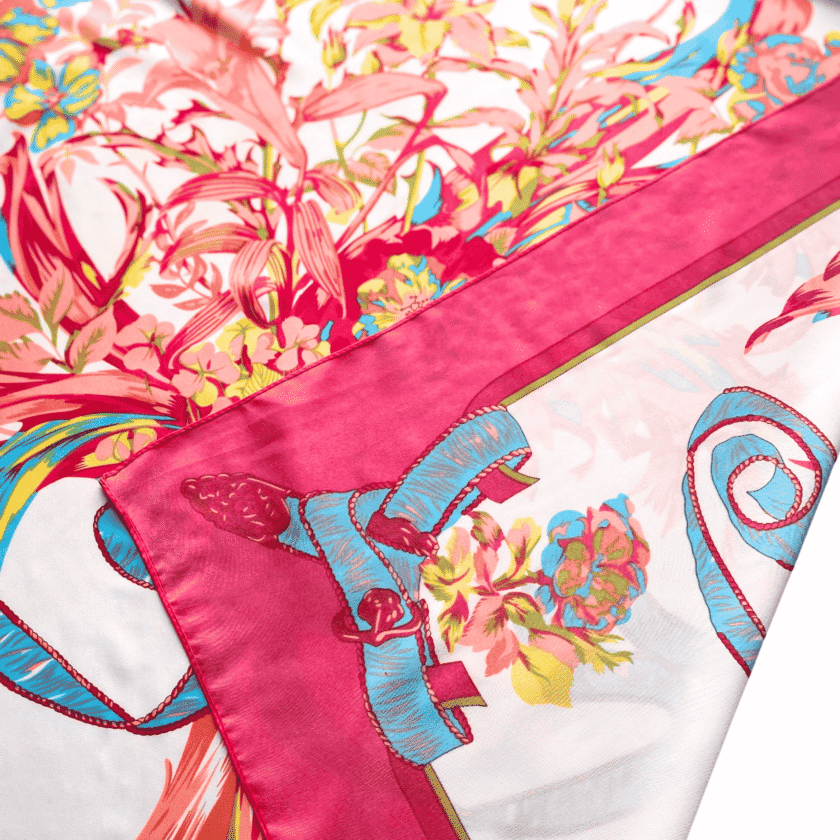 Carré Bouquet Fuchsia — Cadeau en soie femme, foulard fleuri vintage – Image 6