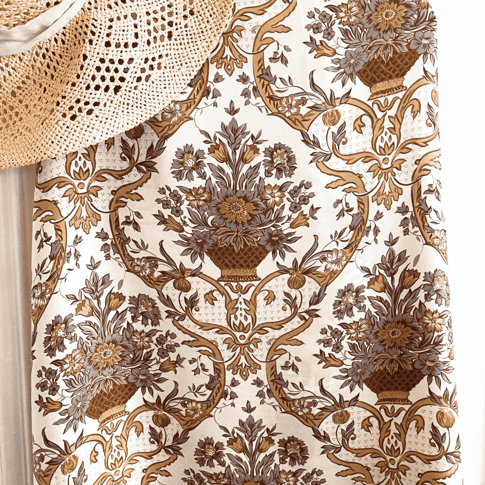 Carré Corbeille — Accessoires en soie femme vintage – Image 6