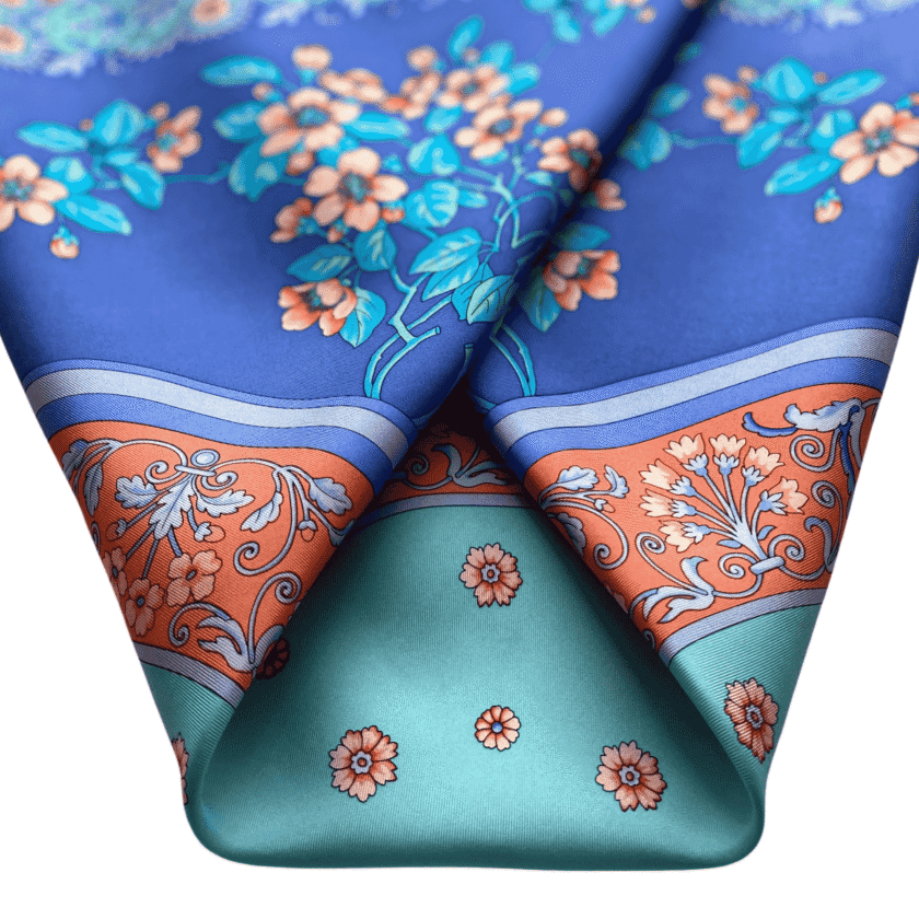 Carré Dôme — Grand foulard femme soie vintage, mandala floral bleu roi – Image 9