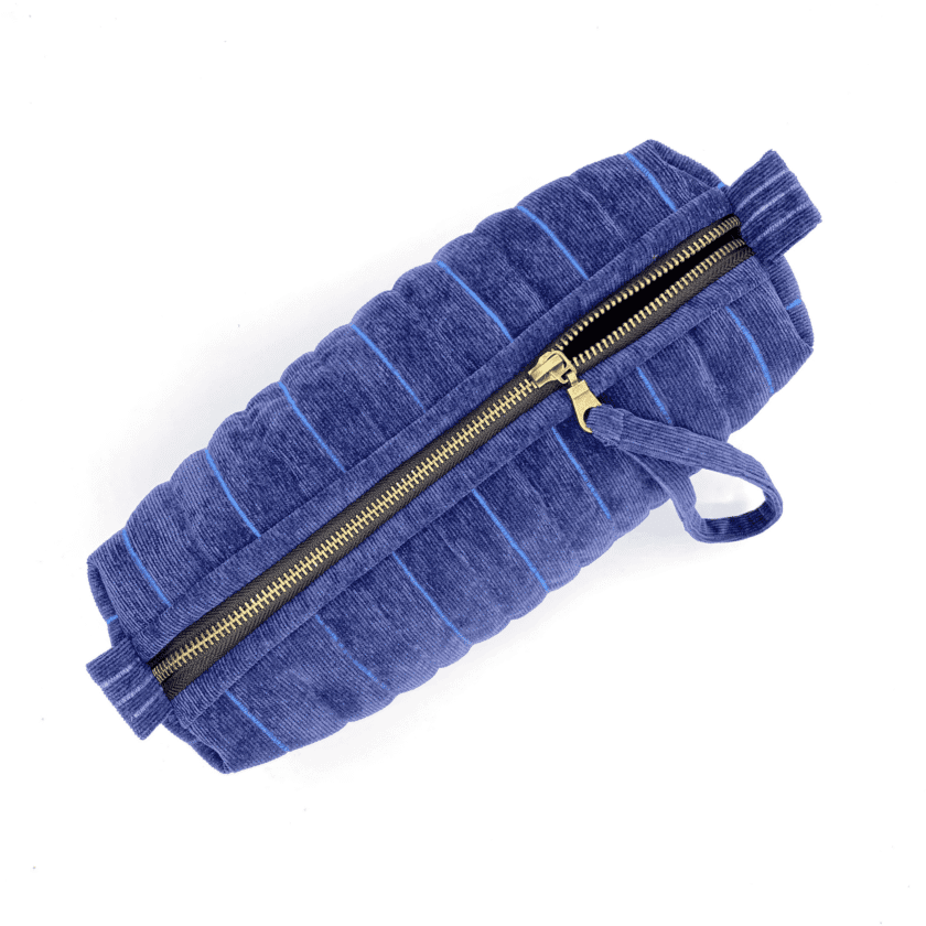 Rec Baie — Trousse de toilette fait main velours côtelé bleu – Image 4