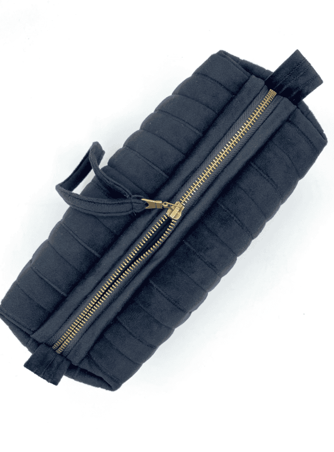 Rec Côte — Trousse de voyage velours noir matelassé