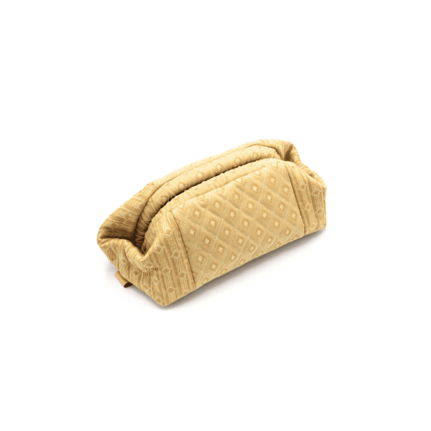 Sulu Soleil pochette femme doree jacquard diamant sable vue trois quarts fermee made in Lyon